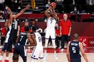 Kevin Durant shoots over Rudy Gobert